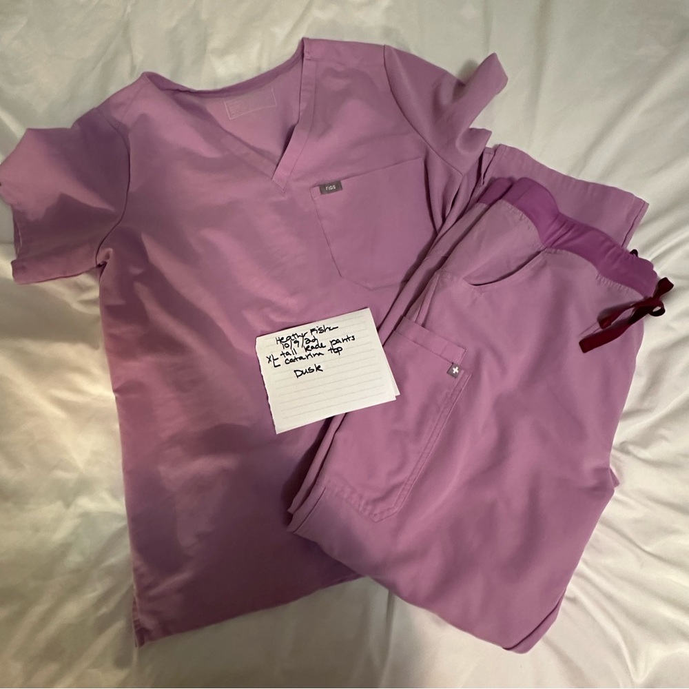 Figs Scrubs L/ XL